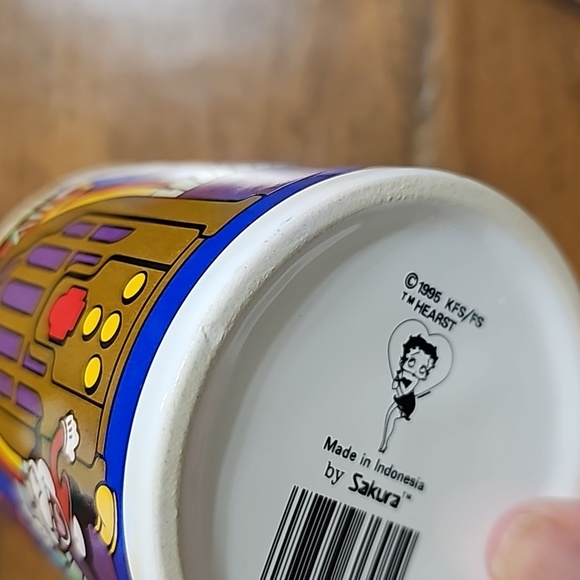Vintage Betty Boop Coffee Mug - Picture 11 of 11